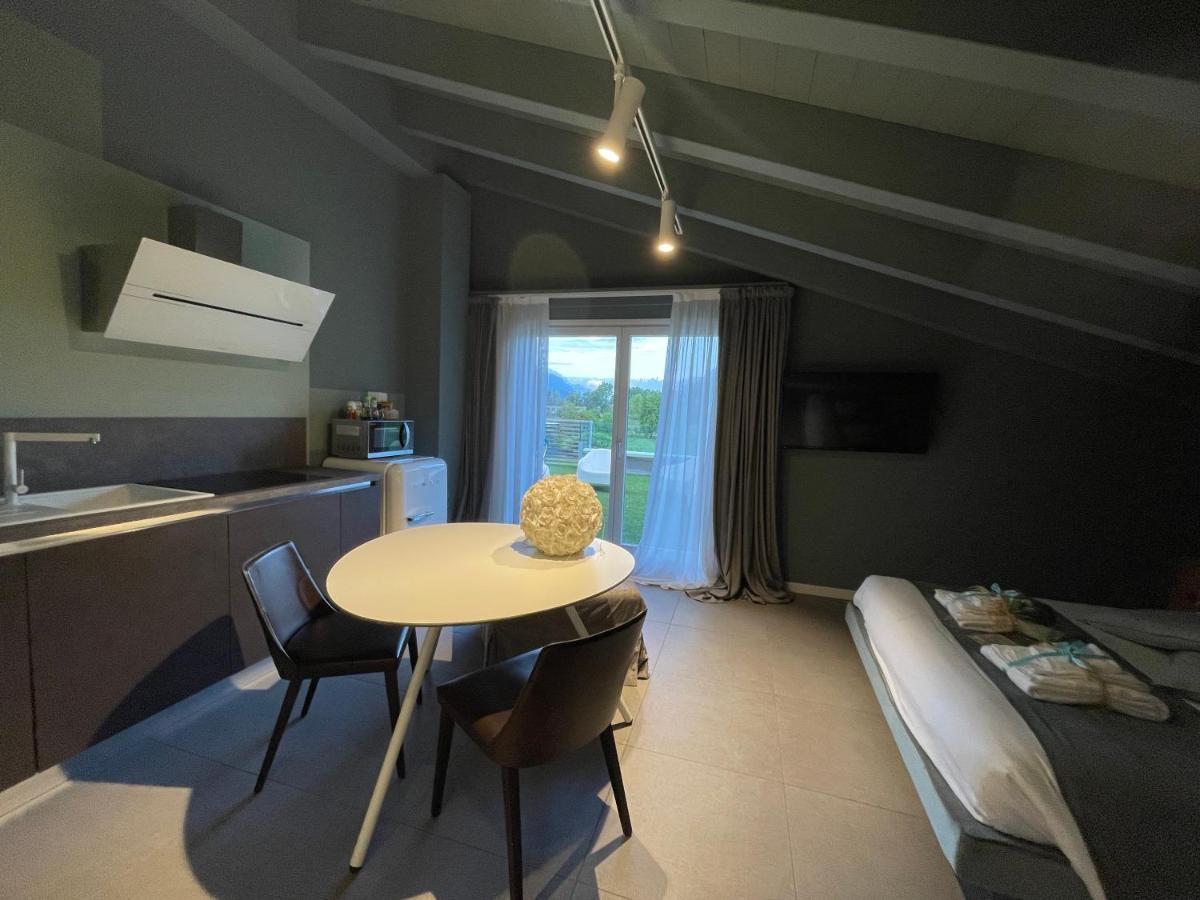Art B&B Design Costa Volpino Ngoại thất bức ảnh