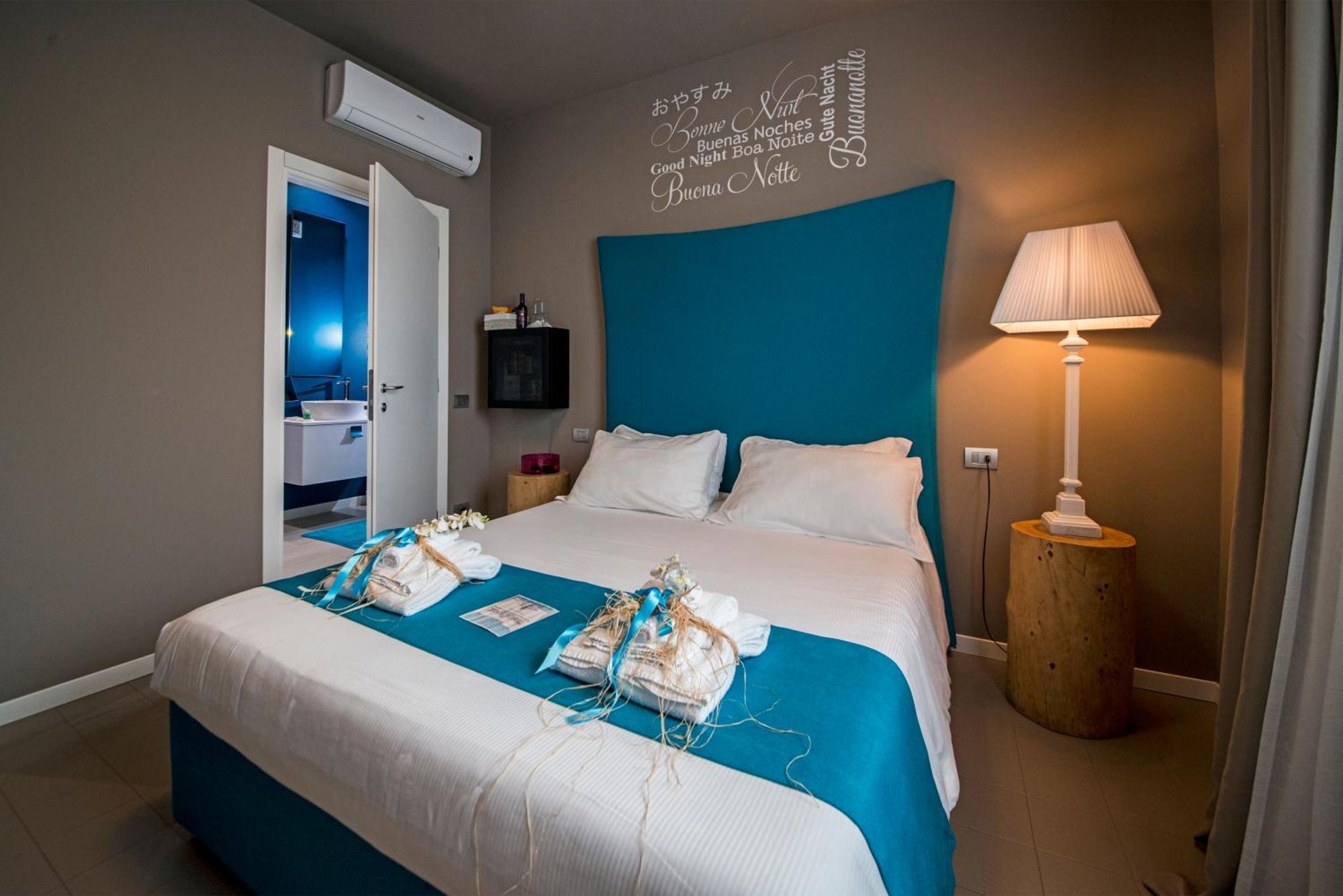Art B&B Design Costa Volpino Ngoại thất bức ảnh