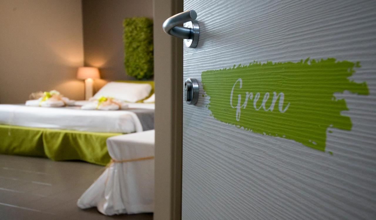 Art B&B Design Costa Volpino Ngoại thất bức ảnh
