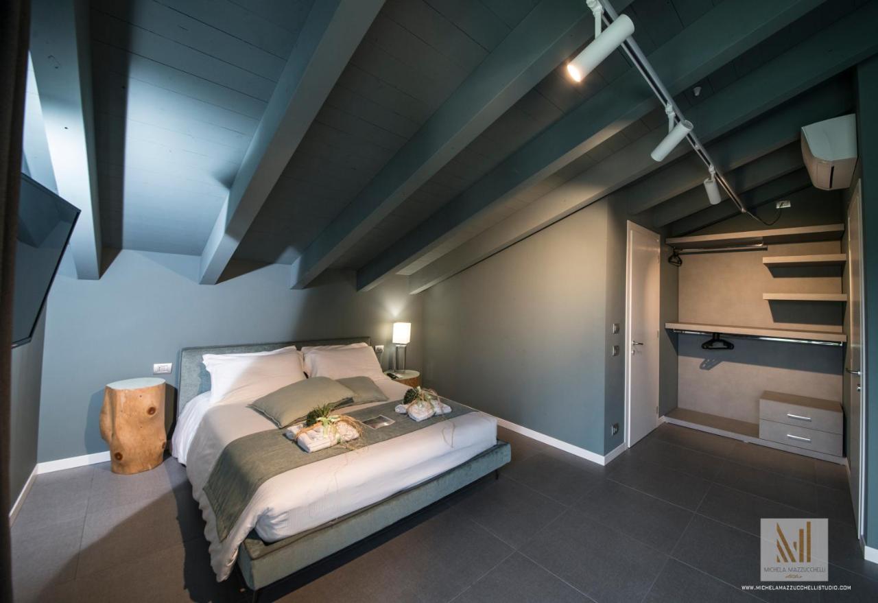 Art B&B Design Costa Volpino Ngoại thất bức ảnh